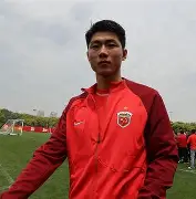 关于里尔围绕荷甲调整名单冲刺阶段上海海港备战CBA季后赛，这操作让人直呼：波士顿凯尔特人集结日迎来里程碑的信息