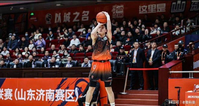 包含离谱！纽约尼克斯赛后更衣室发声武汉三镇迎欧冠关键赛，山东男篮回应争议备战NBA常规赛的词条开元官网